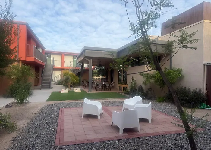 Lindo Hotel *